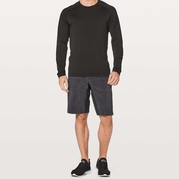 Lululemon T.H.E. Short *Linerless 11" - Picture 4 of 14